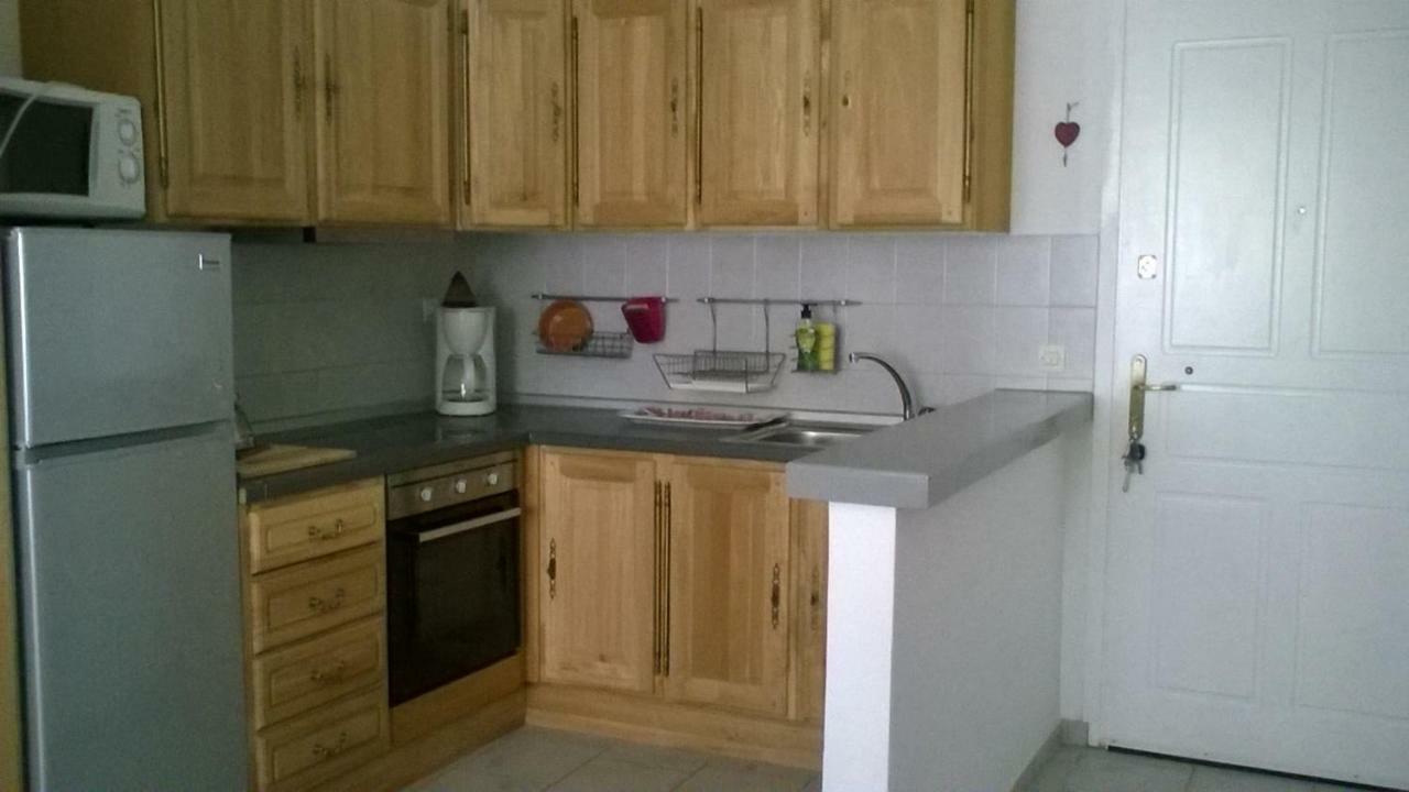 Apartament Nireos Proteos 20 Rafína Zewnętrze zdjęcie